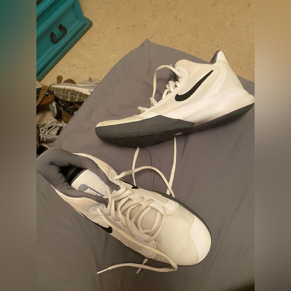 basketball shoes